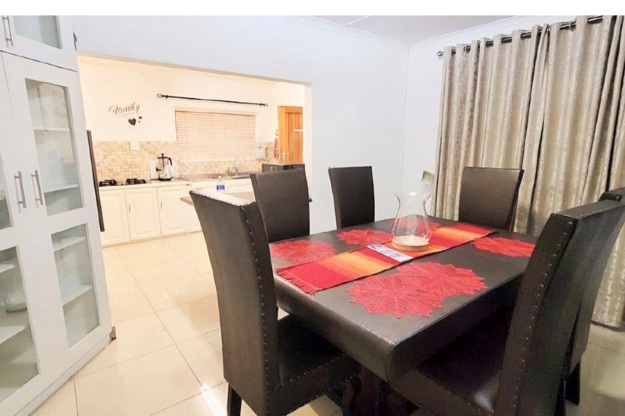 2 Bedroom Property for Sale in Beacon Bay Eastern Cape